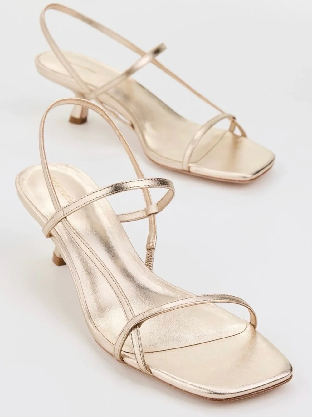 NIB Reformation Serenity Bare Sandals